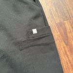 FIGS Women’s Black Zamora Jogger Scrub Pants - Size M Petite Photo 4