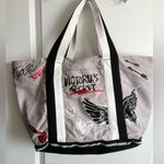 Victoria's Secret Taylor Mae Tease Tote 2018. Photo 2