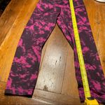 Lululemon Size 4 Wunder Under Crop II Luon Breezie Regal Plum Black Gym Photo 5