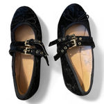 Metaphor Black velvet flats with a gold buckle Photo 0