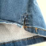 Gloria Vanderbilt  Avery All Around Slimming Jean Shorts  Photo 2