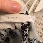 Lush Clothing Floral Blazer Photo 4