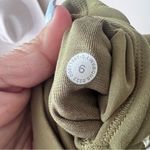 Lululemon Align High-Rise Crop 21"Bronze Green Women's SIZE 6 Photo 3