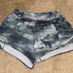 Lululemon Hotty Hot Shorts 4” Photo 0
