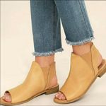 Musse & Cloud  Ciara Leather Open Toed Sandal size 8 Photo 0