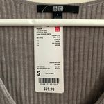 Uniqlo Merino Wool Blend Fitted V-Neck Long-Sleeve Dress in Gray Photo 9