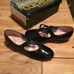 Capezio Jr. Tyette Black Patent Tap Shoes | Size 6N Photo 2