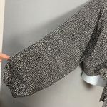 Princess Polly  New Mood Top Tie Front Deep V Size 8 Animal Print‎ Balloon Sleeve Photo 11