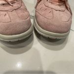 UGG  Australia Victoria light pink Suede Sneakers Photo 6