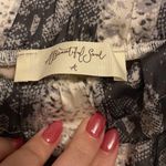 Arula Shorts Size 14 plus Photo 4