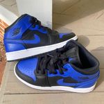 Nike Jordan 1 Mid Photo 0