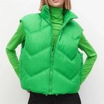 ZARA Women's Green Sleeveless Quilted Puffer Zip Up High Neck Vest Jacket Size S Photo 0