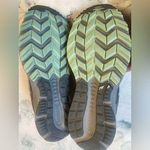 Saucony  Grid Cohesion TR11 Running Shoes (size 9.5), Grey, Peach Photo 12