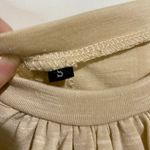 Women’s Crewneck Tiered Ruffle Back Tie Tank Tan Size Small NWOT Photo 3