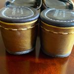 Donald Pliner Italian Siena Gold Bronze Metallic Wedges Strappy Sandal Mule Sz 9 Photo 4