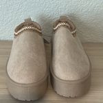 Mudd  Women's Platform Boot Fur Lined Slip On Photo 4