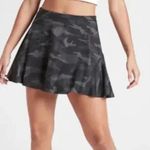 Athleta  | M | Camo Black Grey Skort Skirt Athletic Performance Activewear Photo 1