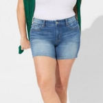 Torrid Denim Jean Shorts First At Fit Mid Wash 5 Inch Inseam Mid-Rise High Rise Photo 0