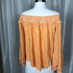 Hint of Mint  off the shoulder‎ top Photo 3