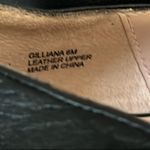 Pour La Victoire  round toe black heels Photo 6