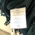 Chloe K  green lace short  sleeved top Photo 10