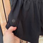 Lululemon  Hotty Hot Shortss II *2.5" Black (First Release) running pocket Photo 4