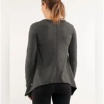 Lululemon  Tea Lounge Charcoal Gray Long Sleeve Pullover Size 6 Photo 2
