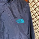 The North Face Women’s Rain Jacket Size Med-EUC Photo 1