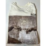 Roma Graphic T Photo 2
