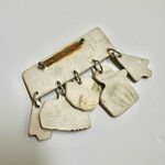 Cabin Fever vintage dangling brooch Photo 5