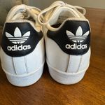 Adidas  Women’s shoes superstar la marque aux 3 bandes  Photo 2