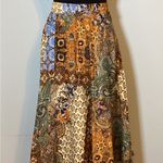 MIX NOUVEAU WOMENS SKIRT NEW YORK FULL FLAIR TWIRL SKIRT TAG IS SM RUNS BIG Gold Photo 5