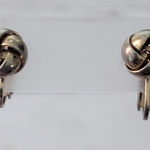 Vintage Clip On Earrings Twisted Design 3/8" Photo 0