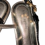 Kate Spade Black Patent Leather Pearl Strap Thong Sandals Shoes size 7.5 Photo 3