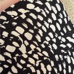 Ann Taylor A-Line Skirt Size 6 Black White Abstract Design Career Silky B8 Photo 5