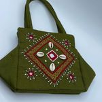 Boutique Green beaded  quilted satchel. Photo 0