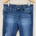 GRACE IN LA Easy Fit Jeans Womens 31 Blue Stretch Denim Distressed Cropped Capri Photo 1