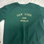 New York Green Crewneck Size M Photo 1