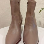Kaanas Hague Cowboy Leather Bootie in Taupe NWOT Size 6M Photo 0