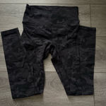 Amazon Black Camo HeyNut  Leggings Photo 0