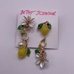 Betsey Johnson  Lemon Flower Floral Fruit Gold Tone Drop Earrings NWT Photo 3