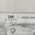 Riders By Lee Plus Size 18 NWT Midrise White Shorts Photo 2