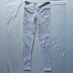 Alo Yoga Athena Mid Rise White Moto Leggings XS Photo 1