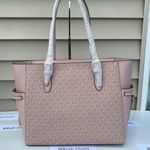 Michael Kors Ballet Gilly Tote Large Leather Tote Bag Photo 1