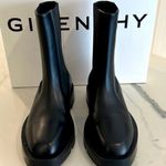 Givenchy Chelsea Boots Photo 2