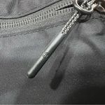 Lululemon  Everywhere Belt Bag Black OS unisex Photo 6