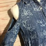 Max jeans  Chambray Cold‎ Shoulder Top | Small Photo 1