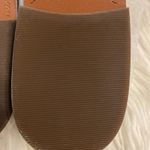 Vionic  Shimmering Silver Women's Loafers size 7.5 excellent condition Photo 10