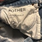 Mother Women’s Looker Ankle Fray Distressed Denim Jeans in Love Gun Photo 3