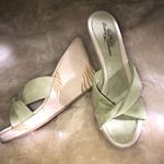 Tommy Bahama Sandles Photo 0